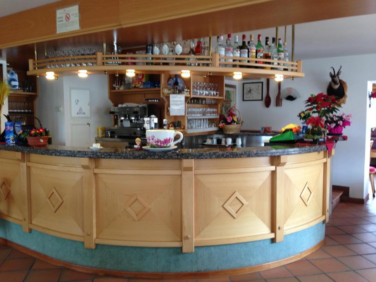 ויגו די פאסה Hotel Vael מראה חיצוני תמונה